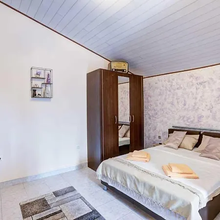 House Pan Franko By Aneo Travel Holiday home Bribir (Primorje-Gorski Kotar)