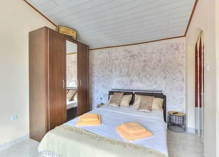Feriehus House Pan Franko By Aneo Travel Bribir (Primorje-Gorski Kotar)